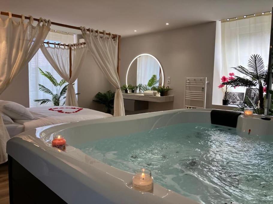 Jungle Secret Spa Nuit Insolite Giromagny Exterior foto